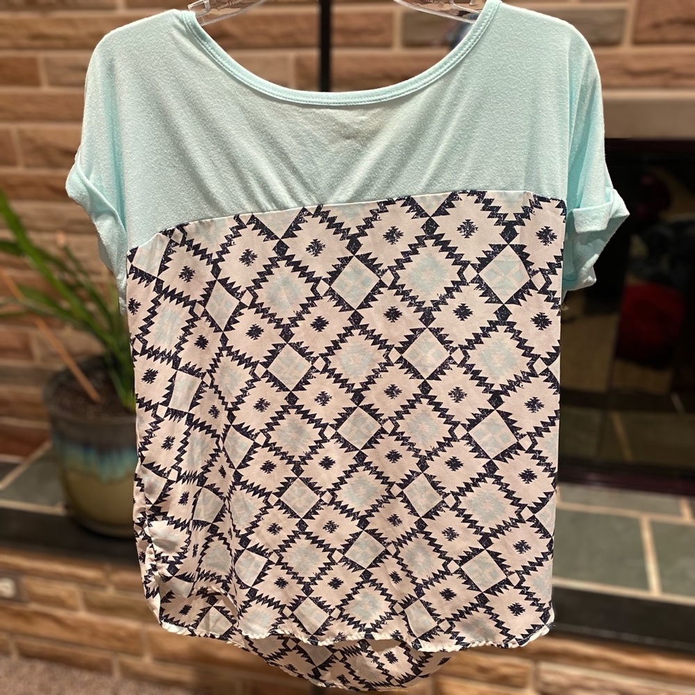 Mint/Blue Short-sleeved Shirt With Aztec Print